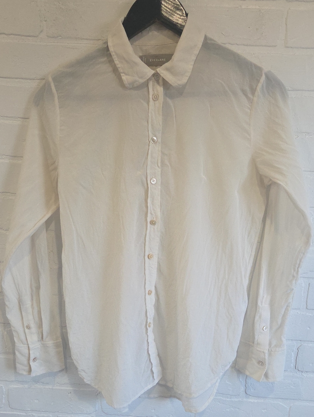 Everlane Cream Silk Button-Front Long-Sleeve Dress Shirt